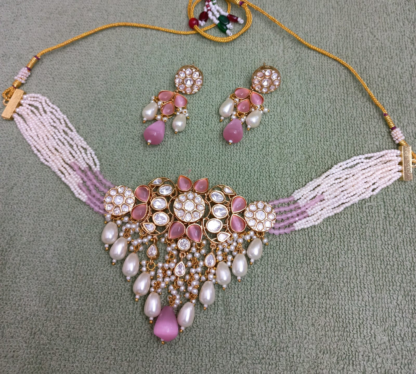 Kundan Choker set