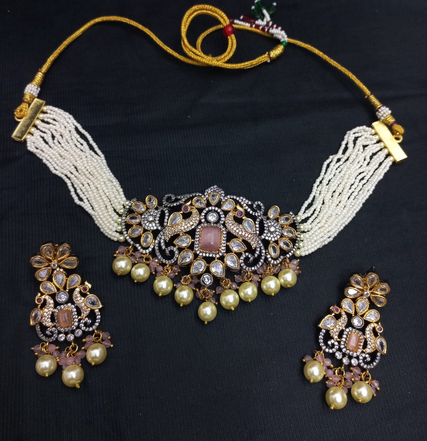 Antique Kundan Choker Set