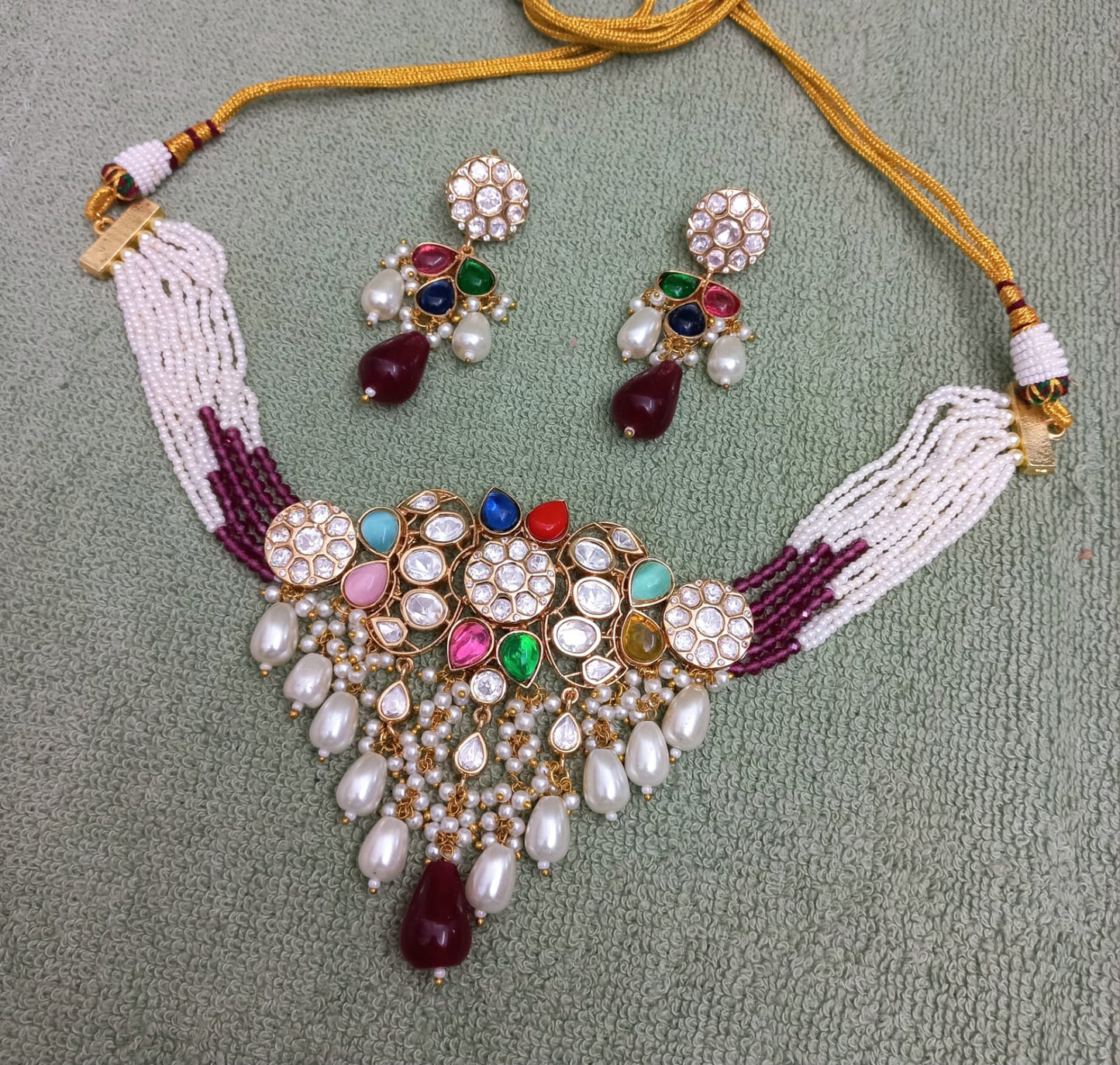 Kundan Choker set