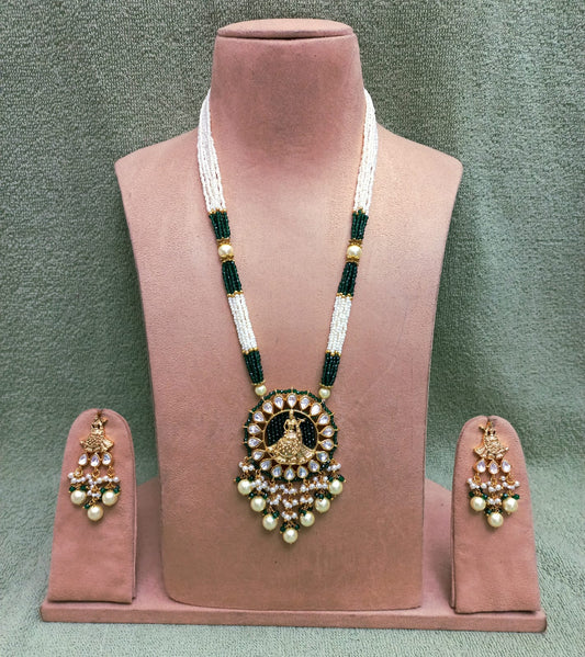 Kundan locket