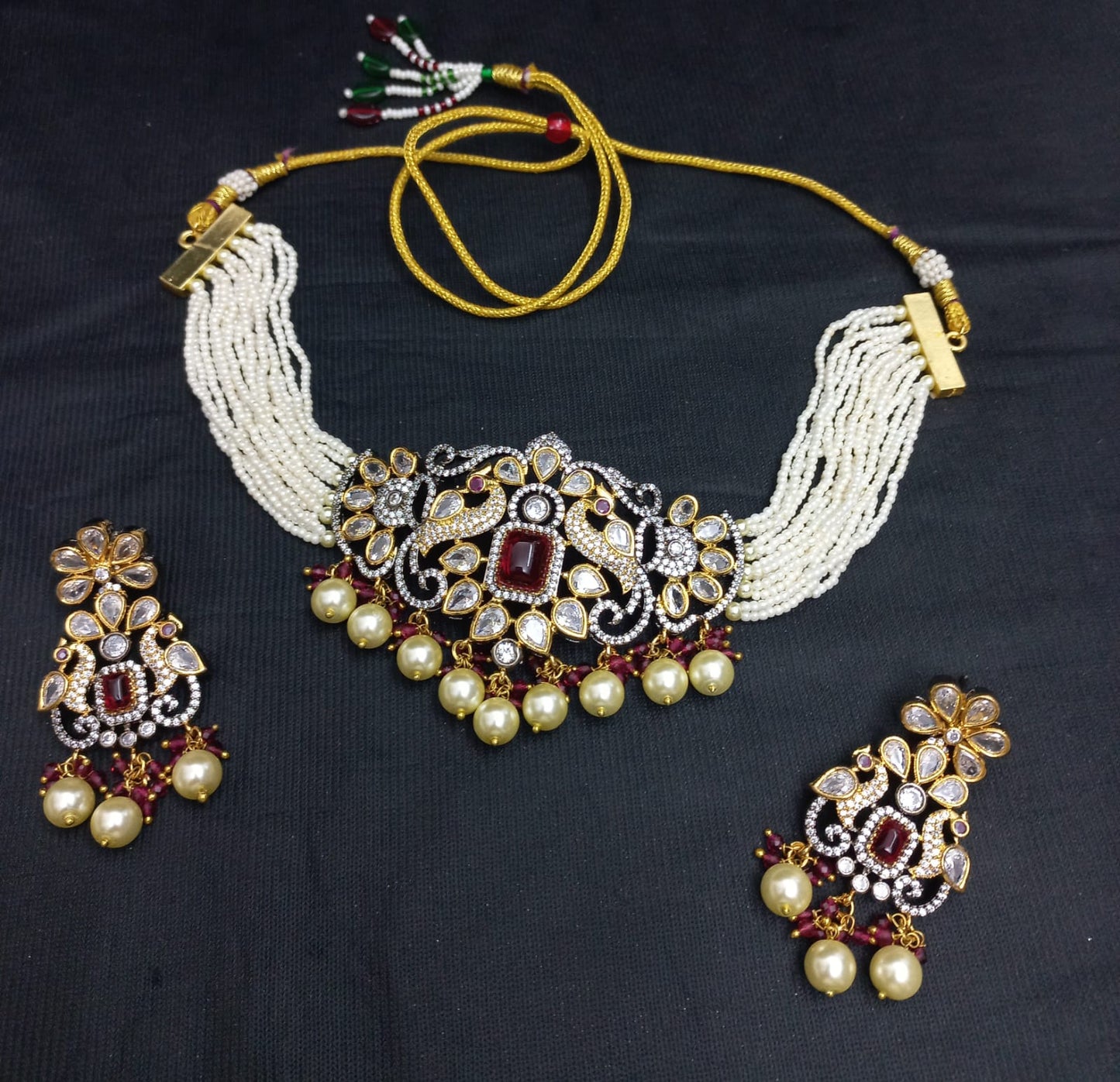 Antique Kundan Choker Set