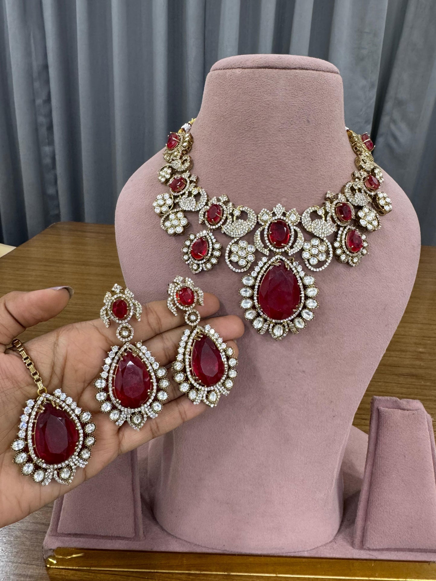 Moissanite Stone Necklace Set