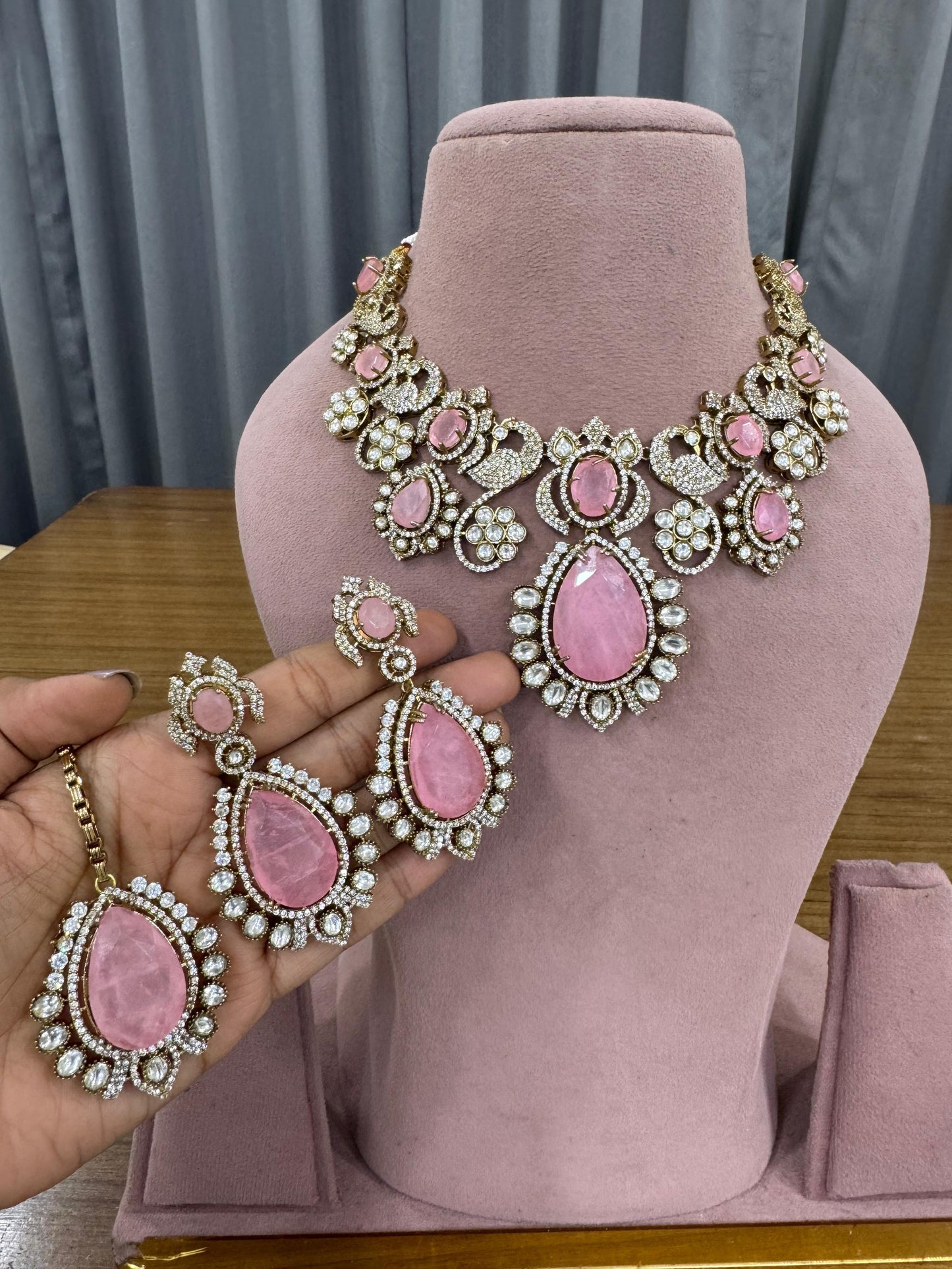 Moissanite Stone Necklace Set